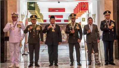 Mengenal Pangkat Jenderal Kehormatan dan Tokoh Penerimanya Selain Prabowo