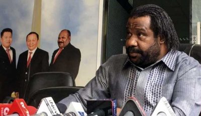 Ketua Lembaga Adat Papua Lenis Kogoya Diberi Pangkat Letkol Tituler