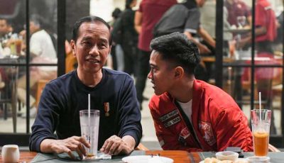 Luhut Bela Jokowi Soal Sodorkan Kaesang di Pilgub Jakarta