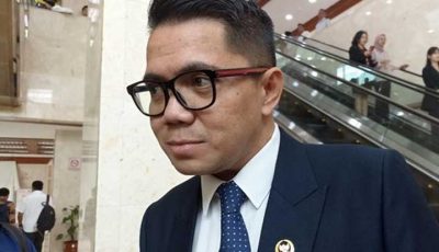 Arteria Dahlan Mundur Digantikan Cucu Soekarno