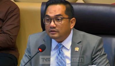 Komisi II DPR Minta Dukcapil Buka 24 Jam