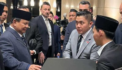 Karya Anak Bangsa Harumkan Indonesia di Ankara: PCINU Turki Serahkan Kaligrafi Islami kepada Presiden Prabowo