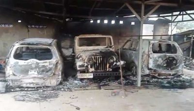 Kerusuhan Pecah di Lampung Tengah, 3 Bangunan-15 Kendaraan Dibakar Massa