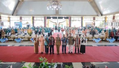Suasana kegiatan edukasi keuangan syariah OJK Lampung bersama peserta di Lampung Tengah