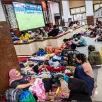 Relawan TCK memberikan dukungan psikososial kepada penyintas banjir Aceh Tamiang