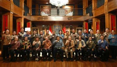 Presiden Prabowo Subianto menerima audiensi pengusaha Apindo di Hambalang