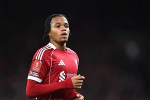Rio Ngumoha beraksi di lapangan saat Liverpool mengalahkan Nottingham Forest