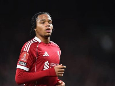 Rio Ngumoha beraksi di lapangan saat Liverpool mengalahkan Nottingham Forest