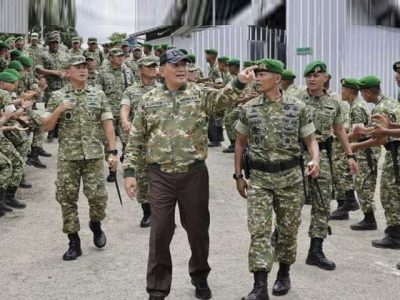 Menhan Sjafrie Sjamsoeddin saat kunjungan kerja ke Yonif TP 888 Satria Sejati di Rembang Jawa Tengah