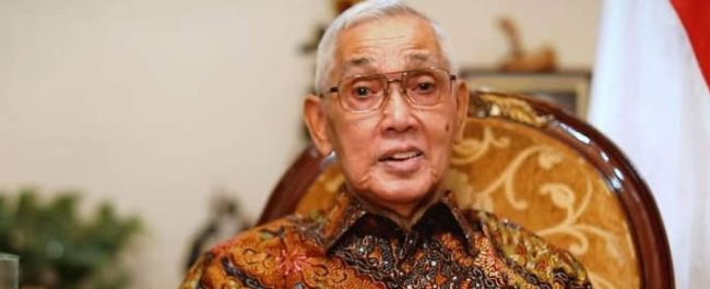 Try_Sutrisno_Wakil_Presiden_Ke_6_Republik_Indonesia