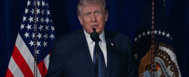 Donald_Trump_memberikan_pernyataan_soal_Iran