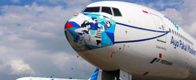 Pesawat_Garuda_Indonesia_di_bandara