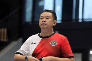 Kabid Binpres PP PBSI Eng Hian memberikan evaluasi performa Tim Uber Indonesia