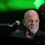 Penyanyi legendaris Billy Joel pelantun lagu Piano Man yang menolak proyek film biografi dirinya