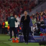 Ekspresi pelatih PSG Luis Enrique saat laga semifinal melawan Bayern Muenchen