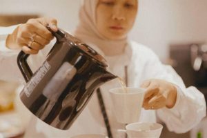 Cuplikan film dokumenter Mantra of Kahwa tentang budaya kopi Sumatra