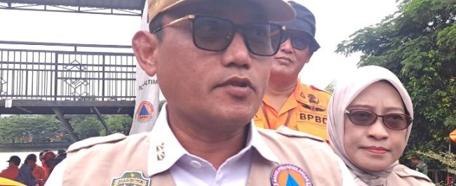 Wakil Gubernur Kalimantan Timur Seno Aji memberikan keterangan pers terkait isu hak angket DPRD