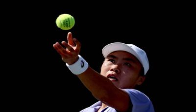Petenis putri Indonesia Janice Tjen saat bertanding di turnamen tenis profesional internasional
