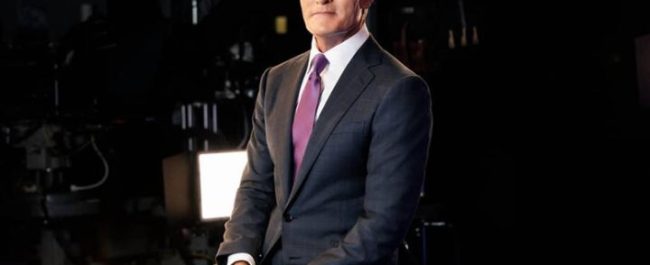 Koresponden jurnalis veteran Scott Pelley yang resmi diberhentikan oleh manajemen CBS News
