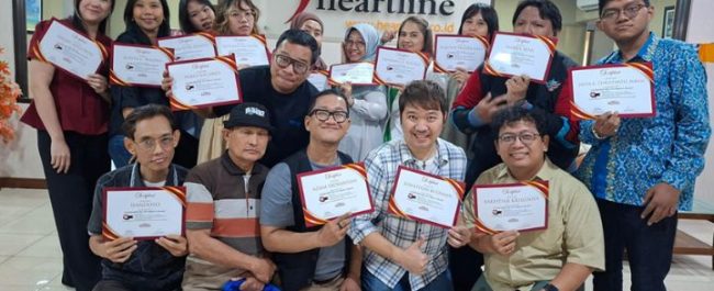 Suasana keseruan para peserta lintas profesi saat mengikuti lokakarya komunikasi Mic On Batch 1 di Gedung Heartline Center Tangerang