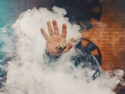 Ilustrasi rokok elektronik atau vape yang rawan disalahgunakan sebagai modus peredaran narkotika sintetis cair