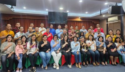 Suasana persekutuan rutin dan diskusi pelayanan para hamba Tuhan ENONI Keriso Tangerang Raya di GBI Sangkakala