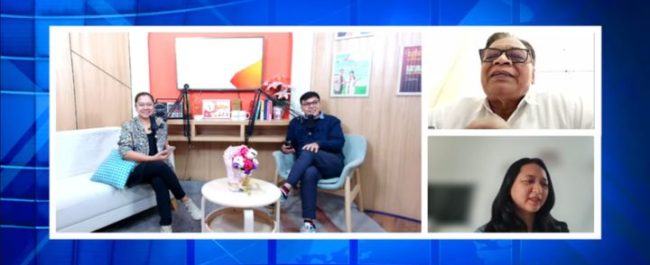 Dokter spesialis kedokteran jiwa dr. Danardi Sosrosumihardjo Sp.KJ (K) saat menjelaskan cara mengelola stres tanpa obat dalam program Sketsa Keluarga Indonesia