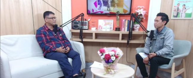 Inisiator dan Ketua Komogas Andi Lala Lumban Gaol saat memberikan penjelasan mengenai keamanan dan efisiensi konversi kendaraan ke BBG