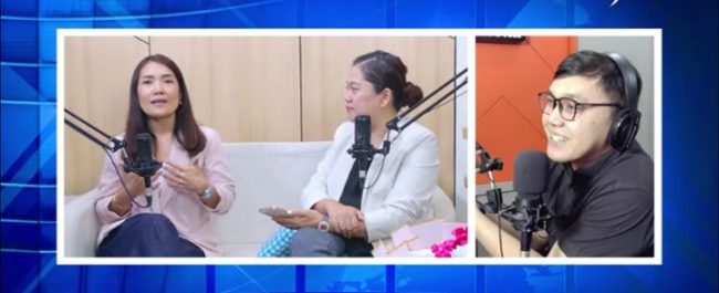Masrinda Ambarita Psikoedukator dan Konselor saat membagikan materi edukasi pola asuh anak tanpa pelabelan negatif dalam program Sketsa Keluarga Indonesia