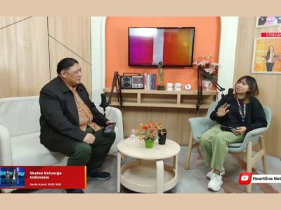 P Paul Ang saat menyampaikan pemaparan materi mengenai prinsip Hidup Berkemenangan dan strategi menghadapi krisis dalam program Marketplace Discipleship di Heartline Radio