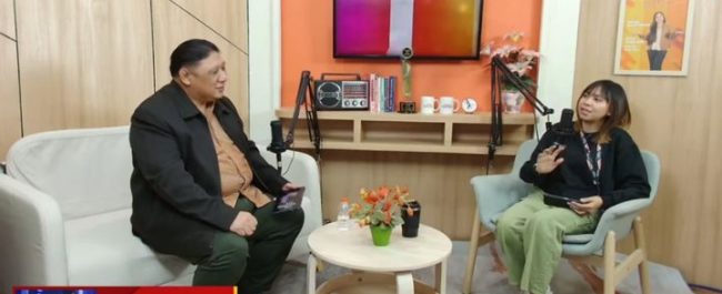 P Paul Ang saat menyampaikan pemaparan materi mengenai prinsip Hidup Berkemenangan dan strategi menghadapi krisis dalam program Marketplace Discipleship di Heartline Radio