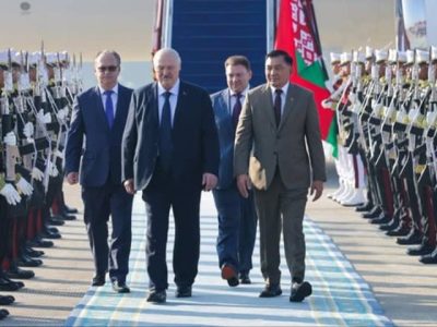 Momen ketibaan Presiden Belarus Alexander Lukashenko di Indonesia dalam rangka kunjungan kenegaraan resmi