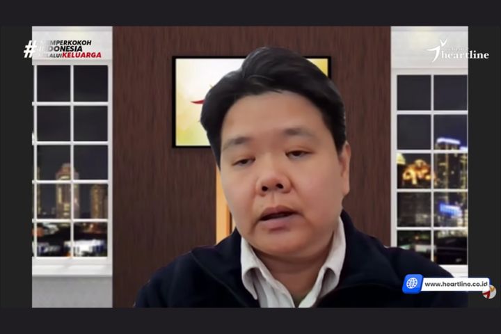 Tangkapan layar talkshow hukum mengenai penanganan dan perlindungan korban kekerasan dalam hubungan pacaran