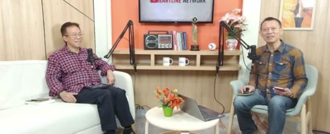 Timothy Ivan saat membagikan materi edukasi pernikahan mengenai konsep Renewing Love di Heartline FM
