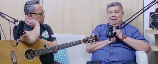 Tonny Sunarjo saat membagikan kesaksian iman dan kisah perjalanannya di program Soul Of Worship Heartline FM