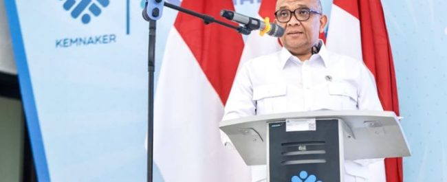 Afriansyah Noor bersama peserta Pelatihan Berbasis Kompetensi BBPVP Medan