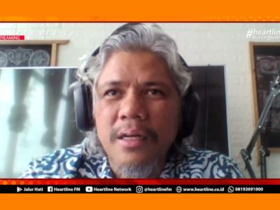 Kain batik Batak bermotif Gorga dan ukiran khas budaya Batak