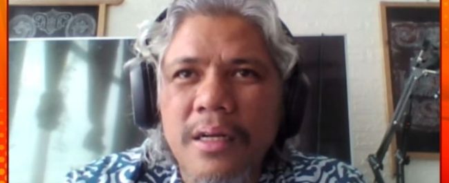 Kain batik Batak bermotif Gorga dan ukiran khas budaya Batak