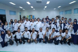 Menteri Ketenagakerjaan Yassierli saat memberikan arahan mengenai transformasi pengelolaan Keselamatan dan Kesehatan Kerja di Balai K3 Makassar