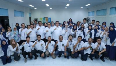 Menteri Ketenagakerjaan Yassierli saat memberikan arahan mengenai transformasi pengelolaan Keselamatan dan Kesehatan Kerja di Balai K3 Makassar