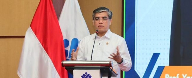 Menteri Ketenagakerjaan Yassierli saat membuka pembukaan Talent and Innovation Development Program TIDP di Balai Besar Peningkatan Produksi BBPP Bekasi