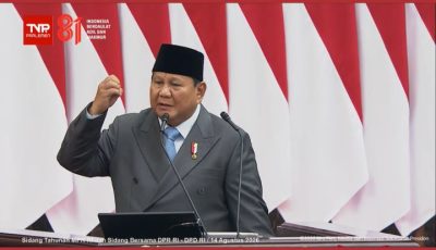 Presiden Prabowo Subianto menyampaikan pidato kenegaraan dalam Sidang Tahunan MPR dan Sidang Bersama DPR dan DPD di Gedung Parlemen Jakarta