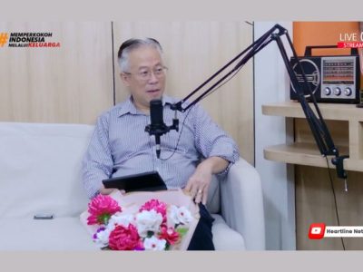 Praktisi Pendidikan Timothy Ivan M.Pd. saat menyampaikan materi edukasi mengenai komitmen dalam pernikahan di program Sketsa Keluarga Indonesia