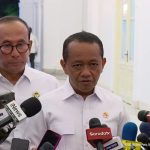 Sidang Paripurna DEN pastikan stok BBM nasional aman di kisaran 18-20 hari. Pemerintah dorong swasembada lewat B50 dan imbau subsidi tepat sasaran.