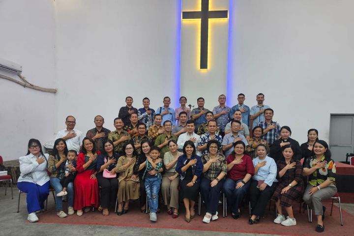 Suasana persekutuan para pendeta dan hamba Tuhan ENONI KERISO Tangerang Raya di Gereja ONKP Tangerang