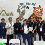 Para kontingen talenta vokasi Indonesia saat merayakan prestasi di WorldSkills Competition Shanghai 2026