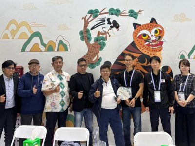 Para kontingen talenta vokasi Indonesia saat merayakan prestasi di WorldSkills Competition Shanghai 2026