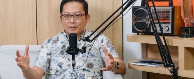 Mulyono menjadi narasumber membagikan tips tetap produktif dan bermakna di usia pensiun