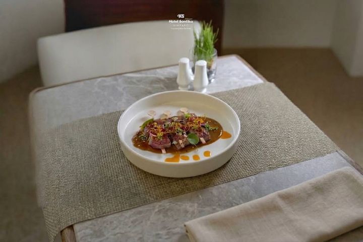 Deretan sajian menu spesial promo kuliner September di Hotel Santika Premiere Bintaro