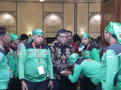 Menaker Yassierli menghadiri Munas FSP KEP KSPI bahas implementasi UU Pelindungan Ketenagakerjaan liputan Radio Tangerang Heartline FM